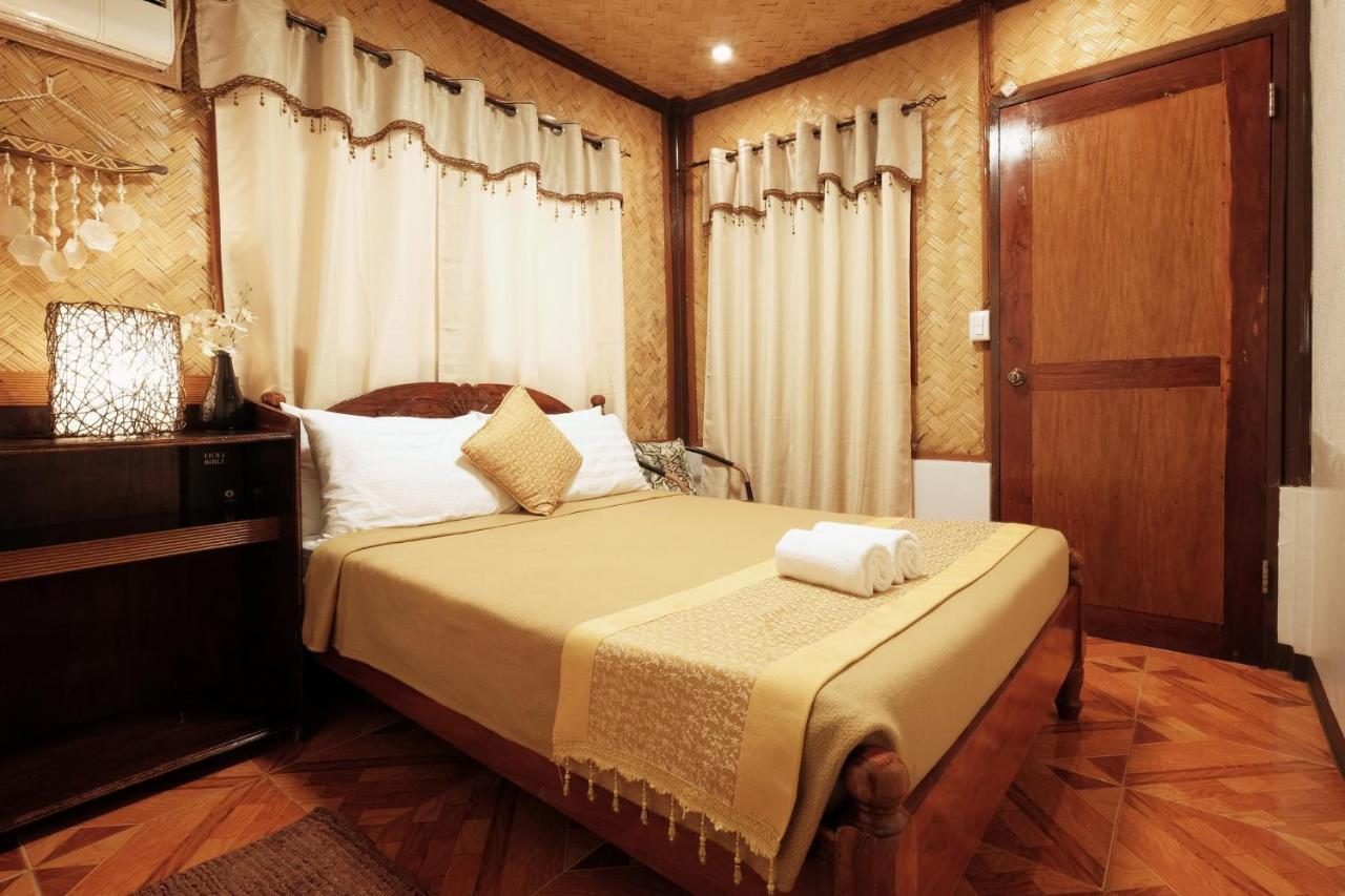 Villa Khadine Grand Vista Resort Coron Exterior photo