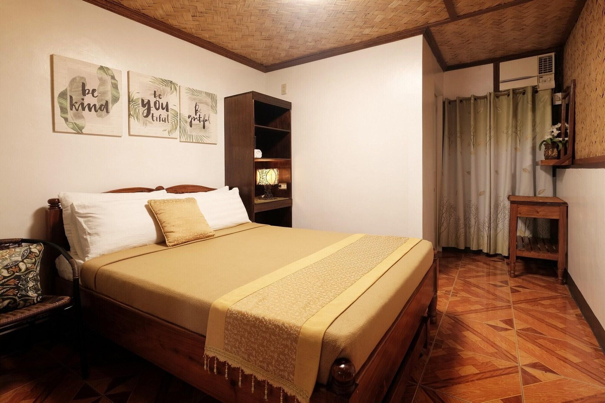 Villa Khadine Grand Vista Resort Coron Exterior photo